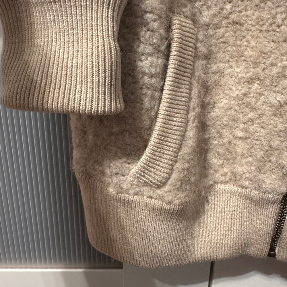 Cardigan - Picture 3 of 7